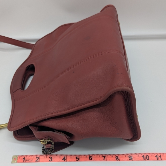 Vintage Coach Large Shopper - Picture 9 of 10